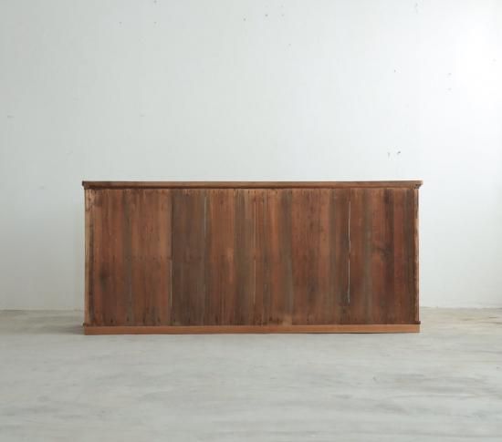 ハンサムな収納棚