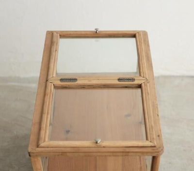 CHARM Antique02