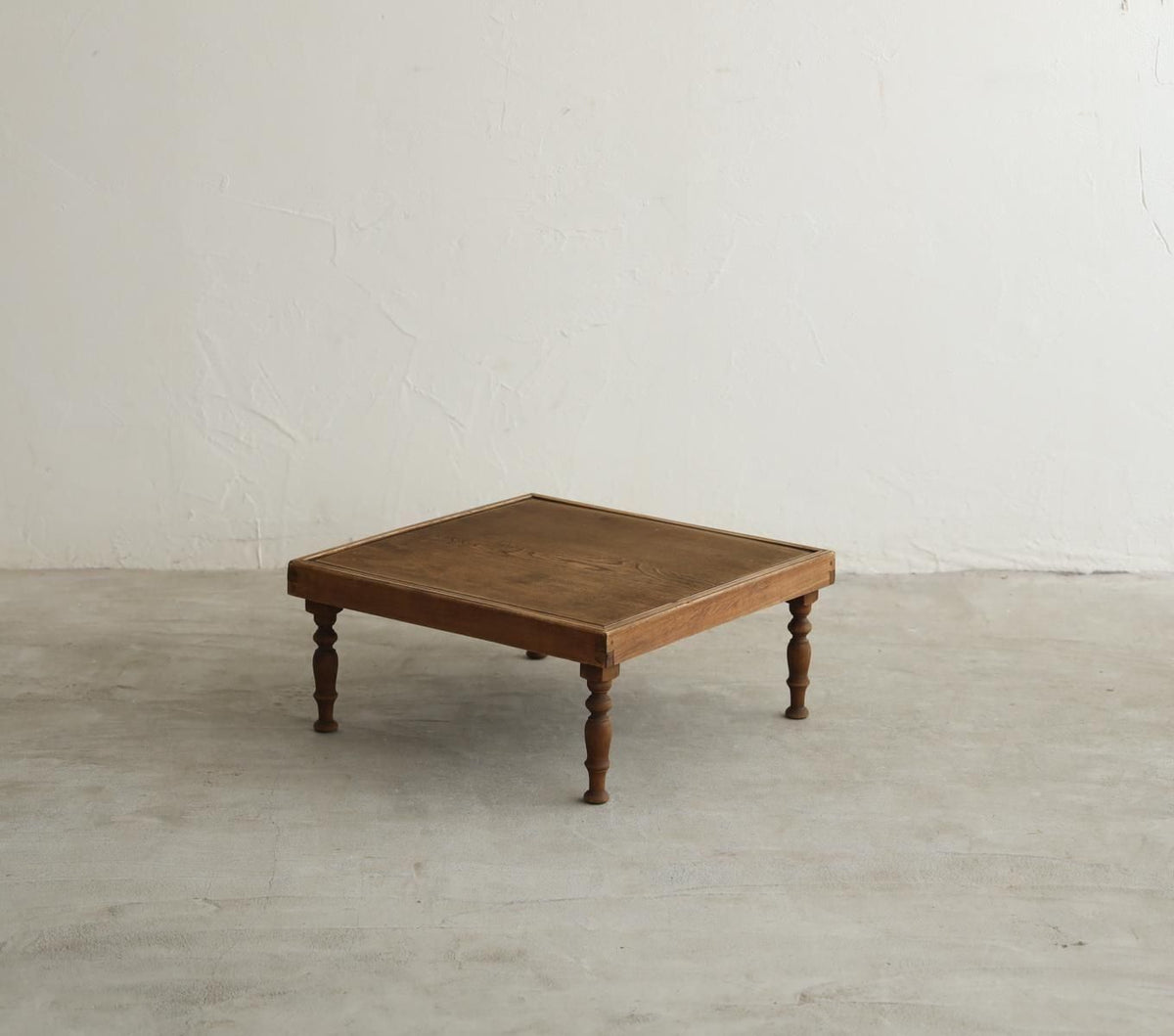 Table & Wall Art -01