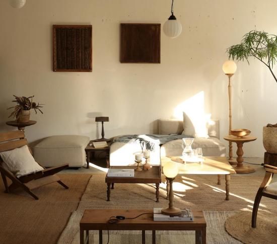 Table & Wall Art -01