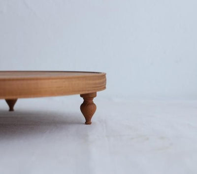 PRIVATE TABLE_L