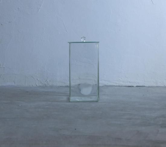 氷のような容器