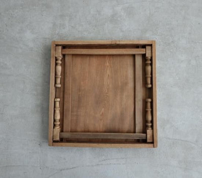 ろくろ脚のFOLDING TABLE