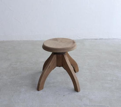 エントランスSTOOL