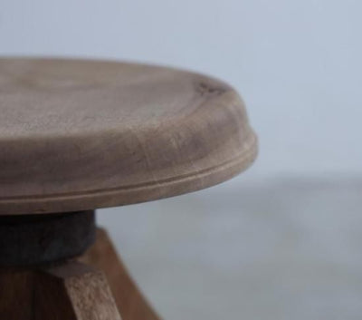 エントランスSTOOL