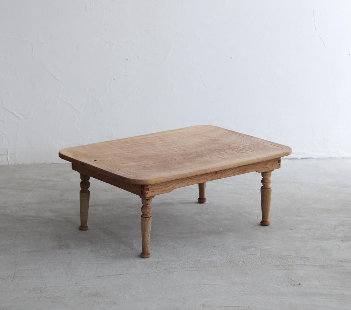 縮み杢のFOLDING TABLE